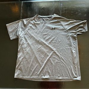 Under Armor XXL 2XL Silver Gray T-Shirt Workout Athlete Athletic